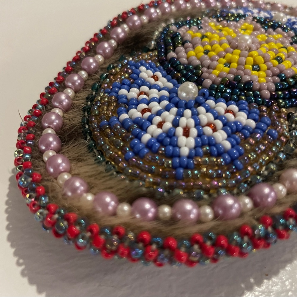 Vintage Hand Beaded Hair Barrette Hair-On Hide Large - Picture 2 of 5